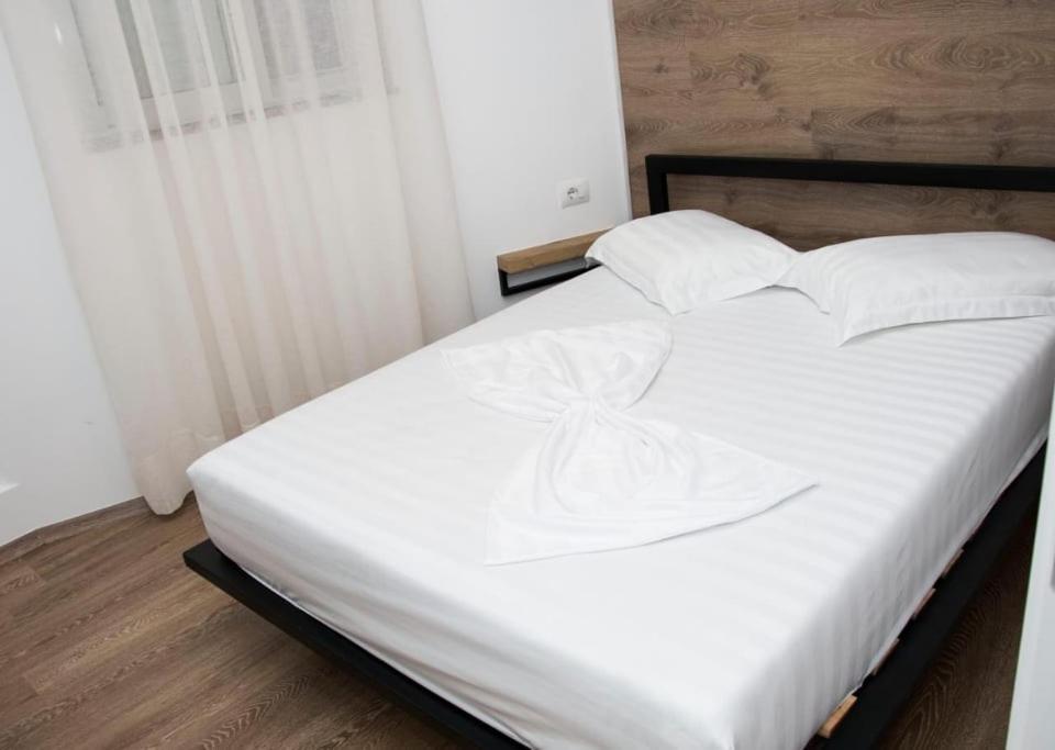 Apartament Stefani Saranda Dış mekan fotoğraf
